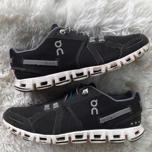 On Running Shoes - women's On Cloud running shoes size 8-MILD WEAR VIEW PICS & DESCRIPTION